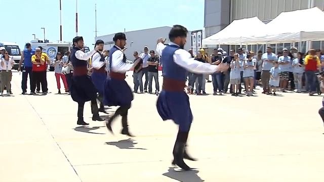 1st Plane Pull - Athens International Airport смотреть онлайн