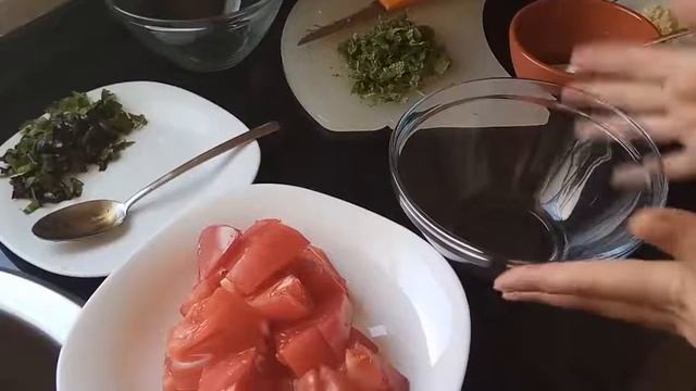 Помидоры... с мятой и базиликом смотреть онлайн