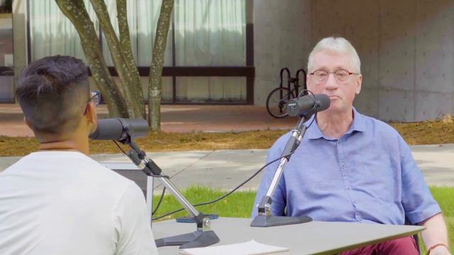 Comparing Breastfeeding Norms Worldwide: Dr. Frans de Waal Speaks смотреть онлайн