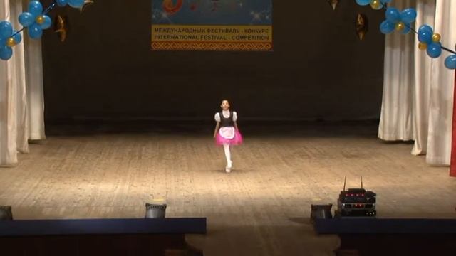 Народный танец 7_11 лет 1_2 тур - часть 1 смотреть онлайн