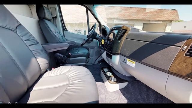 Mercedes Sprinter 3500SS Black w/Black смотреть онлайн