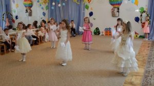 Танец "Голуби". Выпускной детский сад.