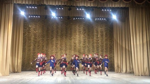 Танец "Топ топ" смотреть онлайн