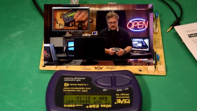 How to Replace Capacitors in LCD Monitor or TV for Repair смотреть онлайн