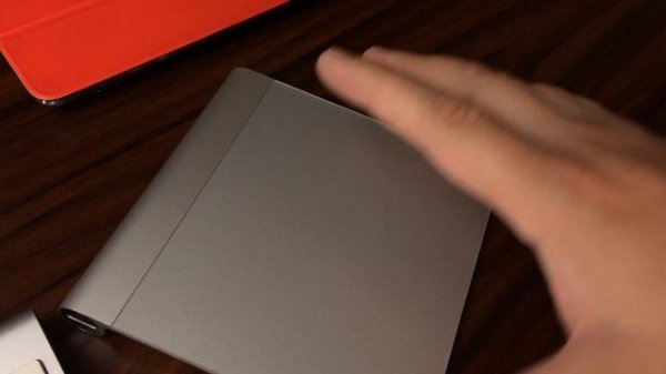Проблемы с Magic Trackpad.  Магнитное поле и статическое электричество.