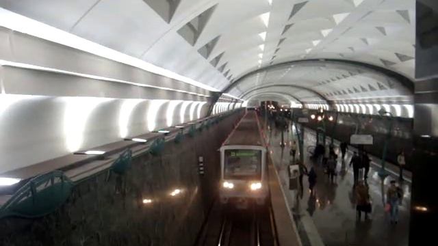московское метро станция славянский бульвар смотреть онлайн