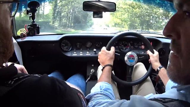 500hp 7.0L V8 Superformance GT40 - The Ultimate Analogue Drivers Car...and Flamethrower ! смотреть онлайн