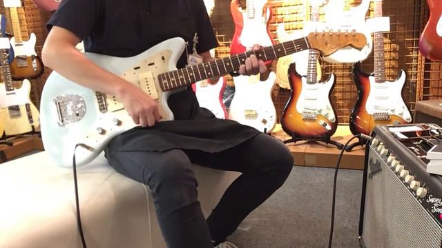 Fender Custom Shop Build 1962 Jazzmaster Journeyman Relic / sonic blue смотреть онлайн