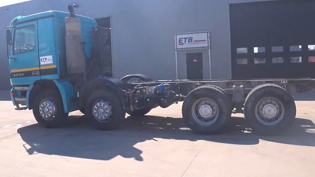 Mercedes Actros 3243 (GRAND PONT / SUSPENSION LAMES / 8X4 / 12 ROUES / EPS / V6) ID: 18188 смотреть онлайн