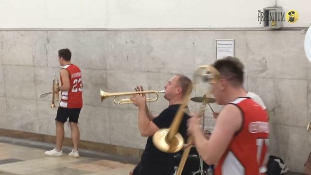 Дискотека 80-х, случившаяся однажды в метро смотреть онлайн