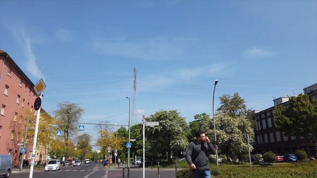 Walking in Berlin - Lichtenberg/Dong Xuan Center смотреть онлайн