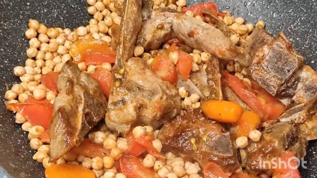 Потрясающий обед для всей семьи! Узбекский суп с нутом! Бюджетно и вкусно!!! #рецепт#нут#суп смотреть онлайн