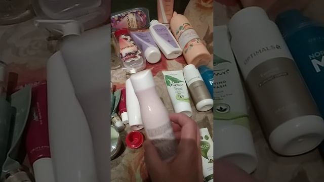 Пустые баночки. Косметика Орифлэйм. смотреть онлайн