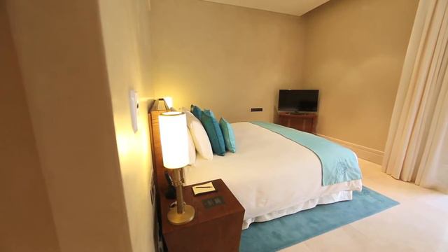 Sofitel Dubai The Palm Resort & Spa - Beach Villa смотреть онлайн