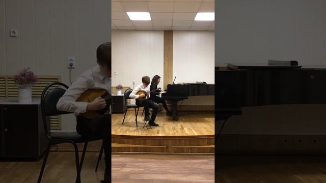 В.Городовская обр. РНП "За окном черёмуха колышется" Исполняет Репченко Николай Алексеевич (11лет) смотреть онлайн