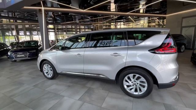 Prezentacja pojazdu Renault Espace смотреть онлайн
