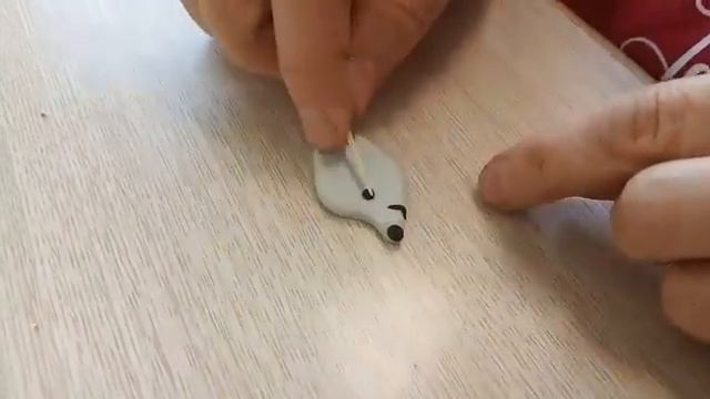 Творческий квест/Ручная лепка из полимерной глины/Подвеска «Ёжик» смотреть онлайн