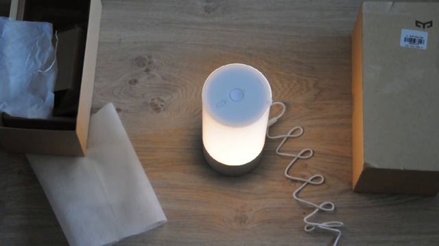 Смарт-лампа Xiaomi Yeelight