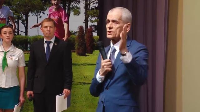 Экологический урок в Орленке (при уч. Г.Г.Онищенко) смотреть онлайн