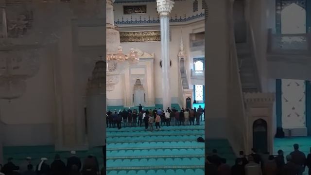 Внутри Соборной мечети Москвы смотреть онлайн