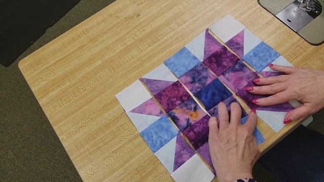 Your Choice? No, it's Sister's choice! | Pillow Made 3 Different Ways смотреть онлайн