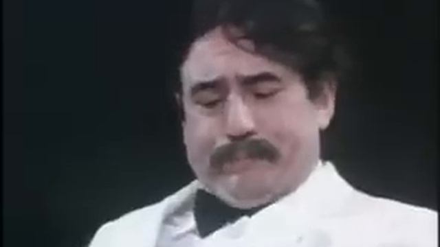 Monty Python - Four Yorkshiremen (with Rowan Atkinson) смотреть онлайн