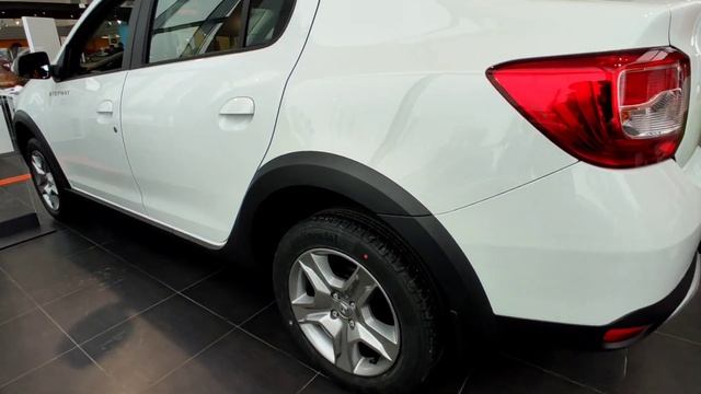 RENAULT LOGAN Stepway  Цена+обзор. 2022 г.