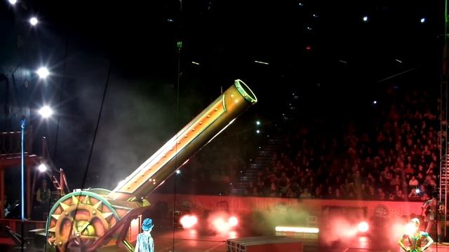 Ringling Brothers Circus Human Cannonball смотреть онлайн