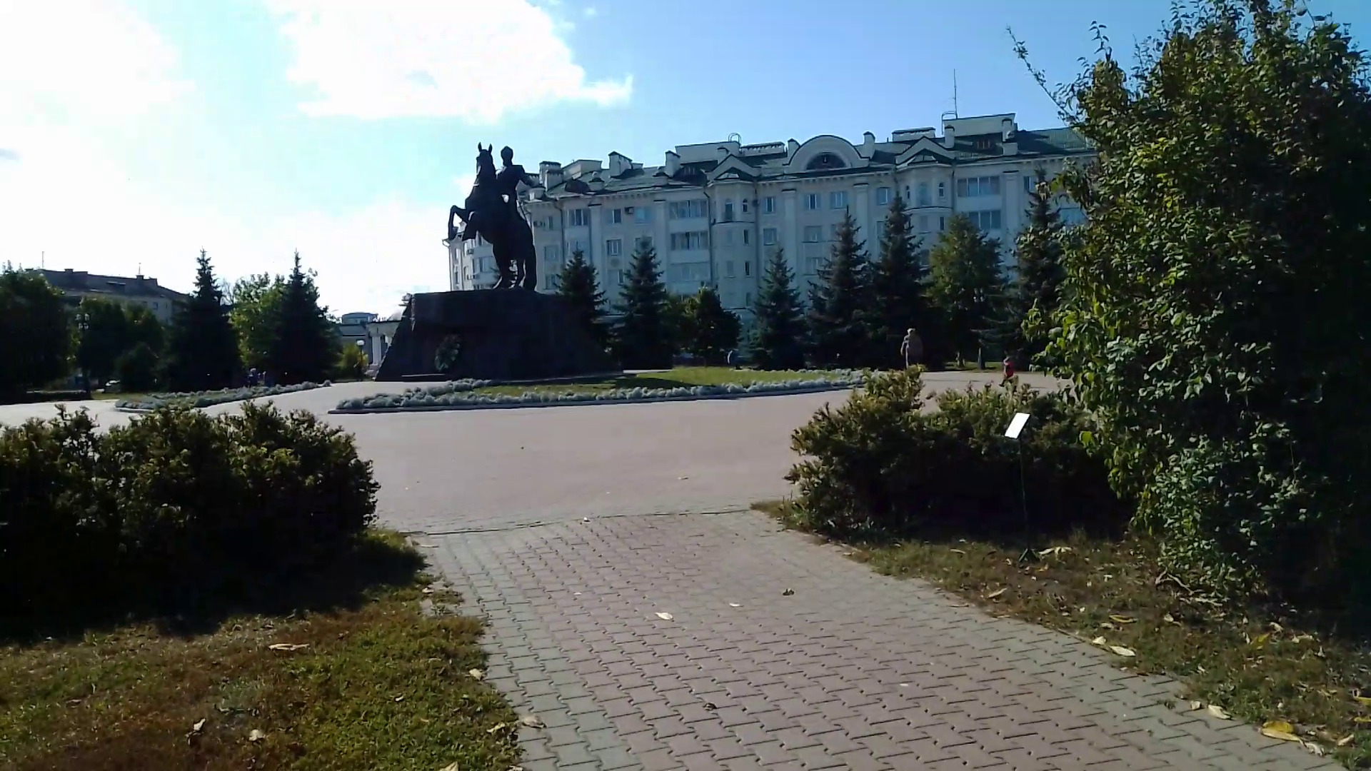 Путешествие по городу, сквер Ермолова. Город Орёл смотреть онлайн