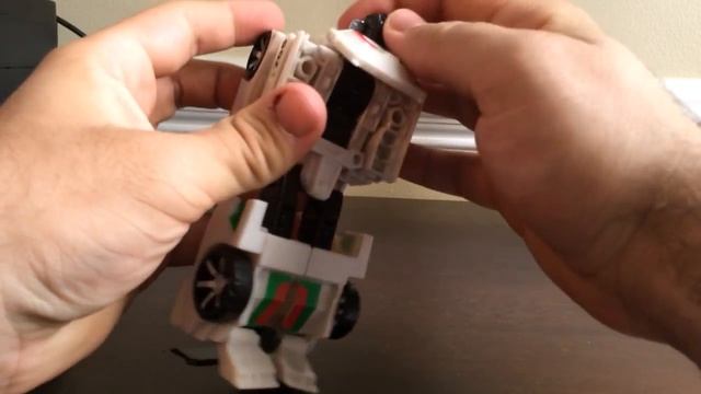 Sky Reign Week (Day 2) - Hasbro Transformers Combiner Wars Deluxe Class Wheeljack review смотреть онлайн