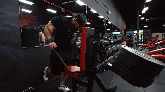 Day In The Life | BICEP AND TRICEP WORKOUT