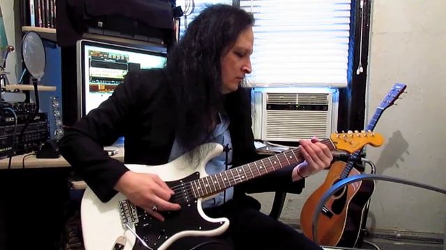 Fender Modern Player Review смотреть онлайн