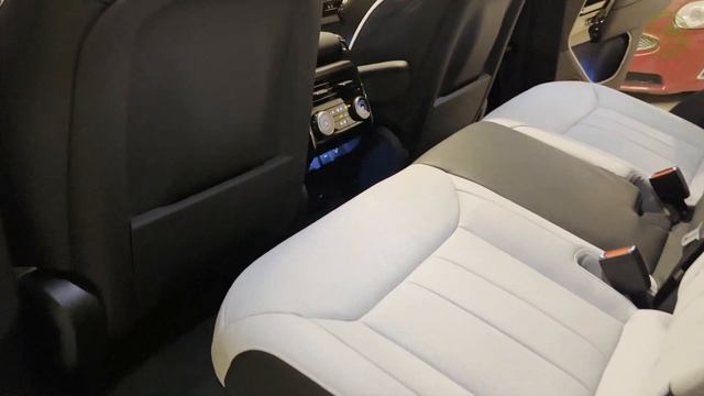 2023 Range Rover Sport - Sound, Interior and Exterior Walkaround смотреть онлайн