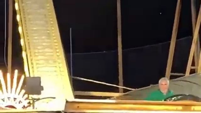 Альбина Джанабаева и Валерий Меладзе катаются на атракционе смотреть онлайн