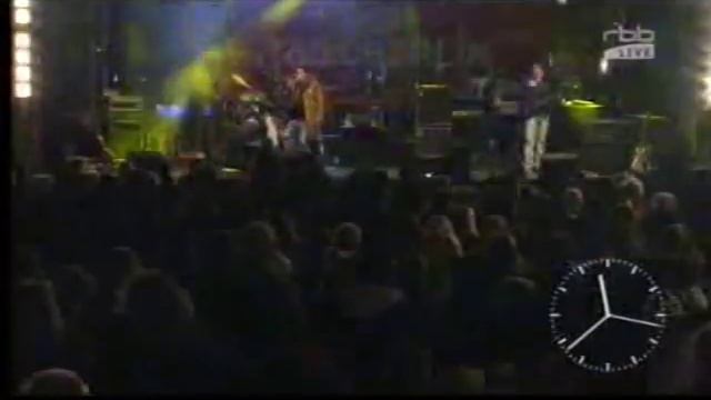 rbb live - Atemlos zu Silvester am Brandenburger Tor смотреть онлайн