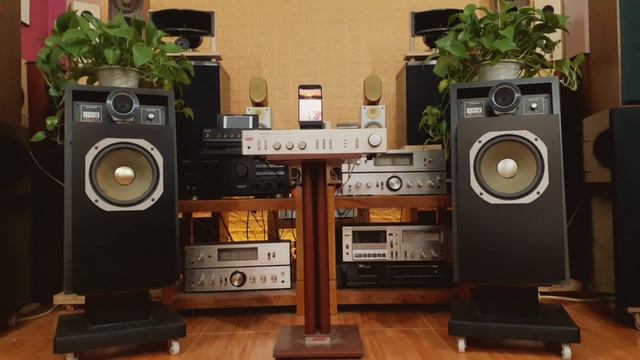 "Cỏ Úa" - H.P.M / CORAL * CX3 & HITACHI * HA1800 смотреть онлайн
