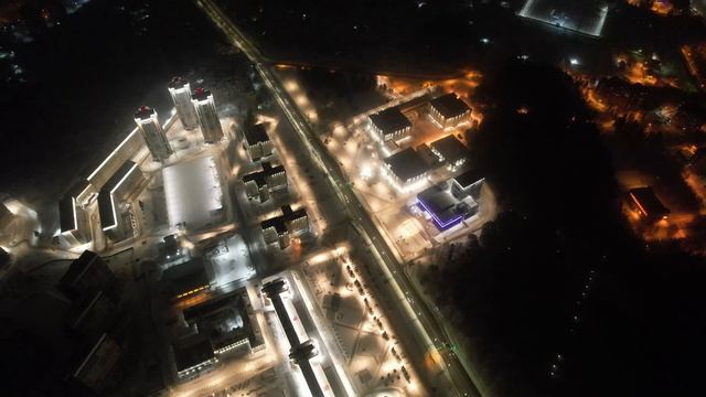 Сибирский Федеральный Университет, проспект Свободный. Ночь. смотреть онлайн