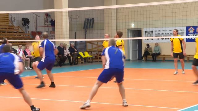 «Шахтоспецстрой» учредил турнир, посвященный памяти А.Ф.Волчека смотреть онлайн