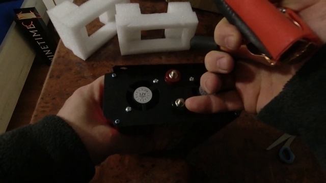 Распаковка. Инвертор немодулированного синусоидального сигнала, 12 В DC в 220 В AC