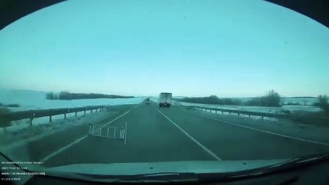 Лестница слетела с автомобиля! #трудовыебудни 2021 смотреть онлайн