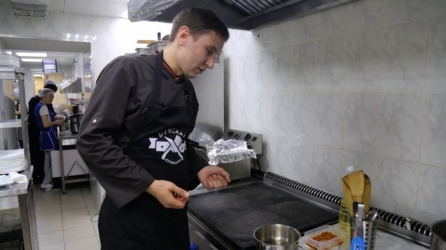 Свиная корейка в облепиховом соусе [Мужская Кулинария] смотреть онлайн