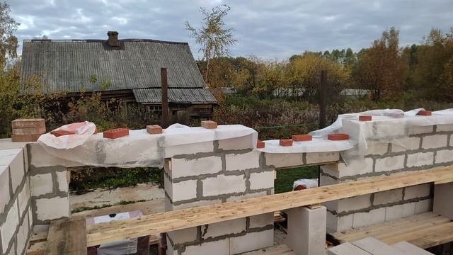 Строительство одноэтажного дома из газобетона в г. Рыбинск, р-н Заволжье -1 смотреть онлайн