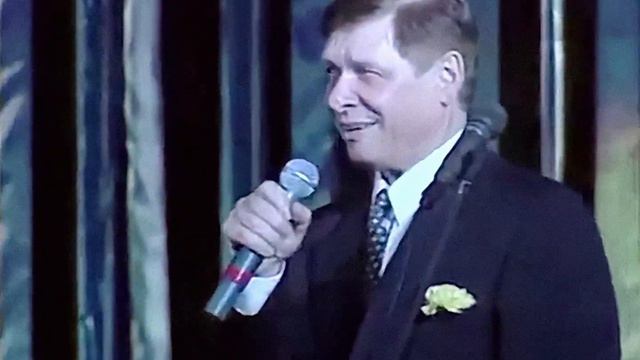 ЭДУАРД ХИЛЬ Пора любви смотреть онлайн