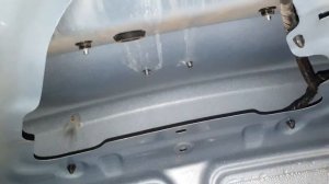 Меняем лампочки подсветки номера на Хендай Солярис