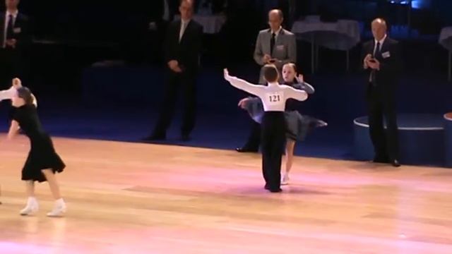 DancefoRUm-2013 Дети2 Рыбин Дмитрий Ульянова Елизавета Самба 1/4 смотреть онлайн