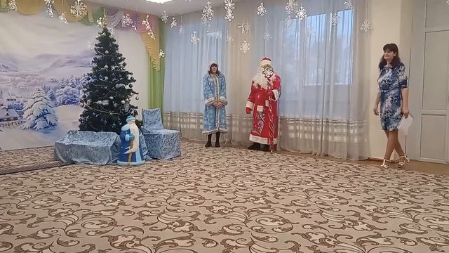 Новогодний утренник. смотреть онлайн