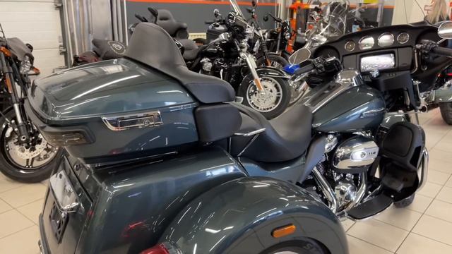 Tri Glide Ultra 114 Harley-Davidson 2020 spruce смотреть онлайн