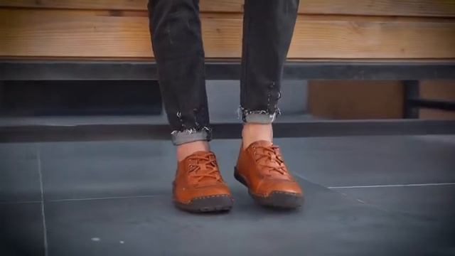 Классическая повседневная кожаная обувь ручной работы; мужские лоферы; мужская из натуральной кожи; смотреть онлайн