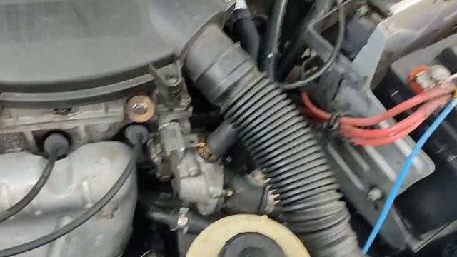 Cambio de manguera de calefacción Renault Sandero смотреть онлайн