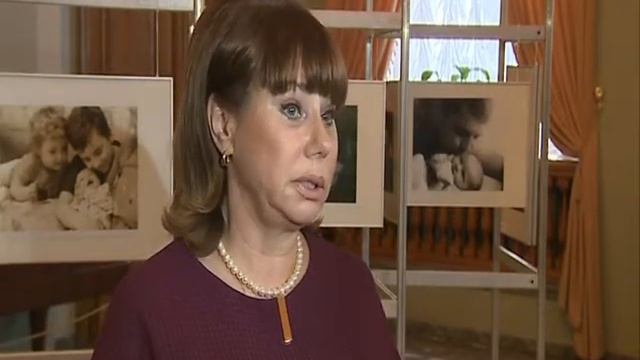 В музее-заповеднике открылась выставка любительских фото «В объективе – семья» смотреть онлайн